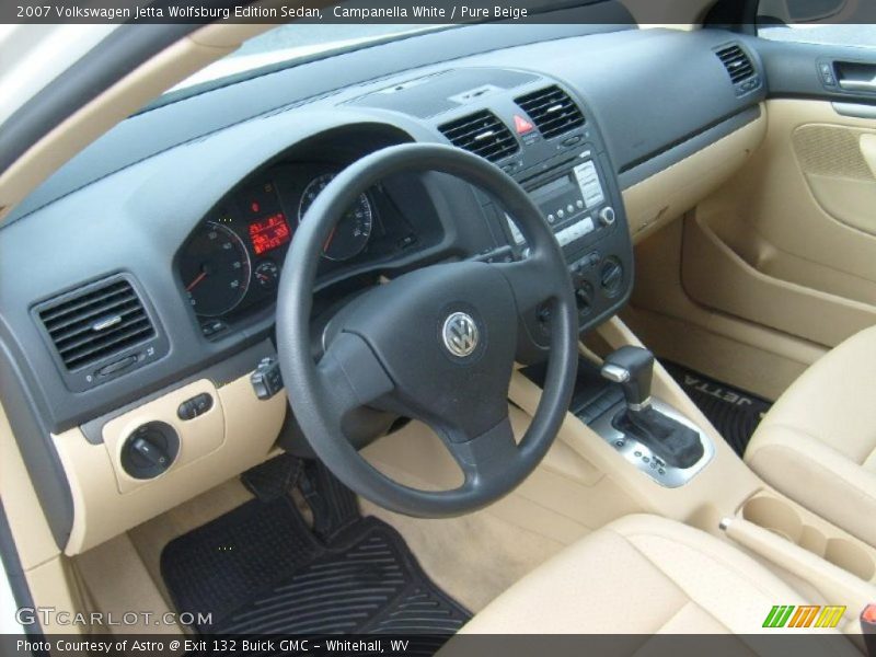 Campanella White / Pure Beige 2007 Volkswagen Jetta Wolfsburg Edition Sedan