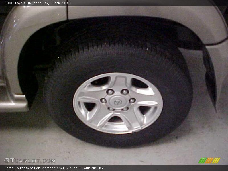 Black / Oak 2000 Toyota 4Runner SR5