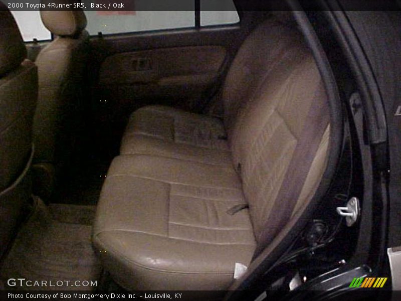 Black / Oak 2000 Toyota 4Runner SR5