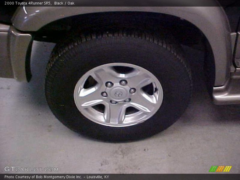 Black / Oak 2000 Toyota 4Runner SR5
