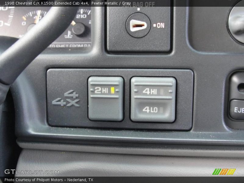 Controls of 1998 C/K K1500 Extended Cab 4x4