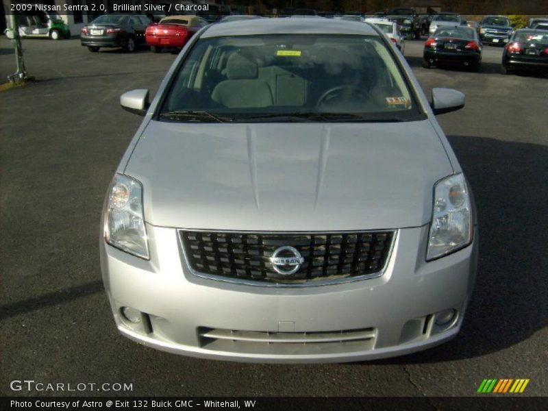 Brilliant Silver / Charcoal 2009 Nissan Sentra 2.0