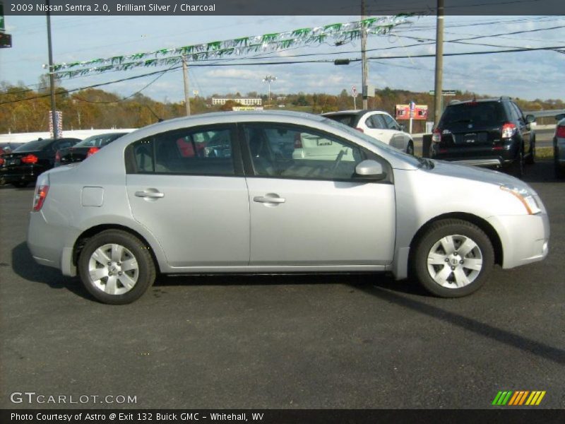 Brilliant Silver / Charcoal 2009 Nissan Sentra 2.0