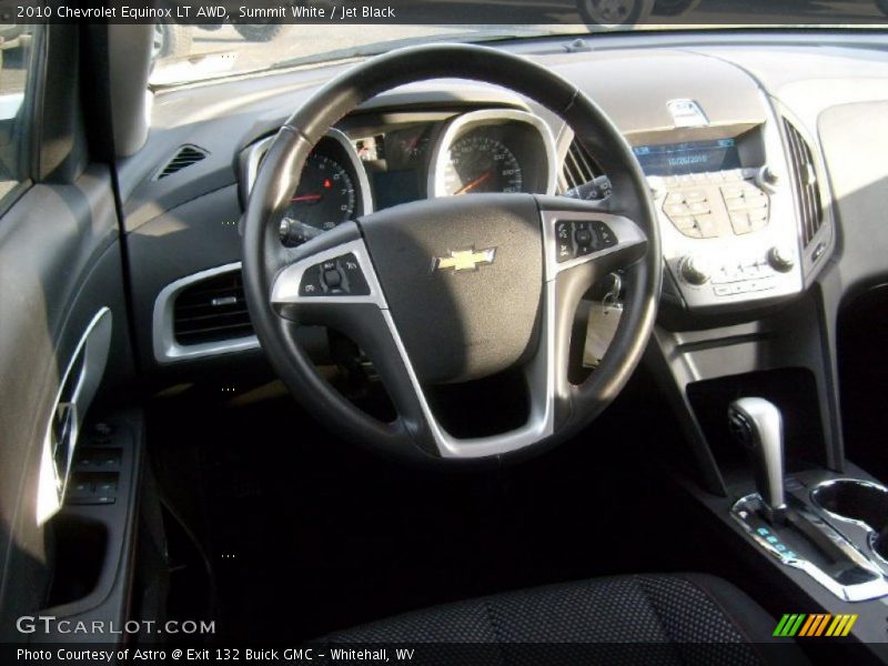 Summit White / Jet Black 2010 Chevrolet Equinox LT AWD