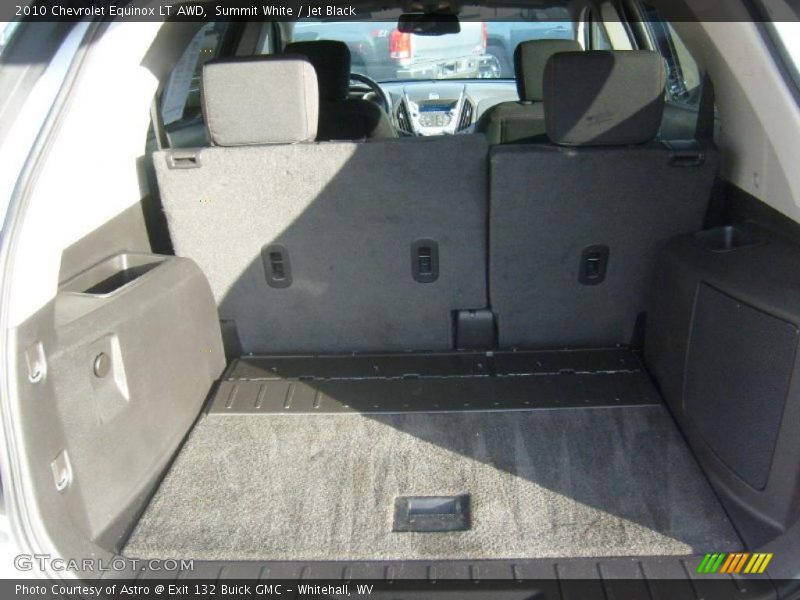  2010 Equinox LT AWD Trunk