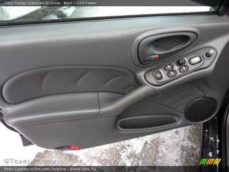 Door Panel of 2003 Grand Am SE Sedan