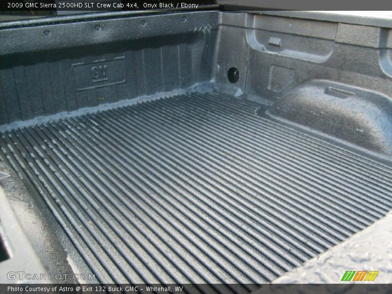 Onyx Black / Ebony 2009 GMC Sierra 2500HD SLT Crew Cab 4x4