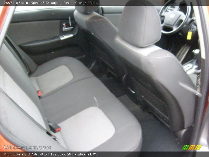 2007 Spectra Spectra5 SX Wagon Black Interior