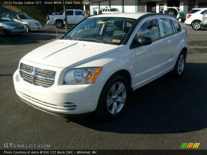 Stone White / Dark Slate Gray 2010 Dodge Caliber SXT