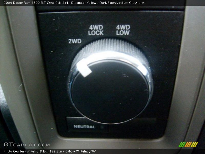 Detonator Yellow / Dark Slate/Medium Graystone 2009 Dodge Ram 1500 SLT Crew Cab 4x4