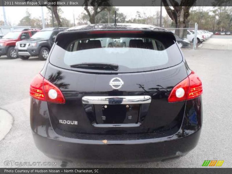 Wicked Black / Black 2011 Nissan Rogue S
