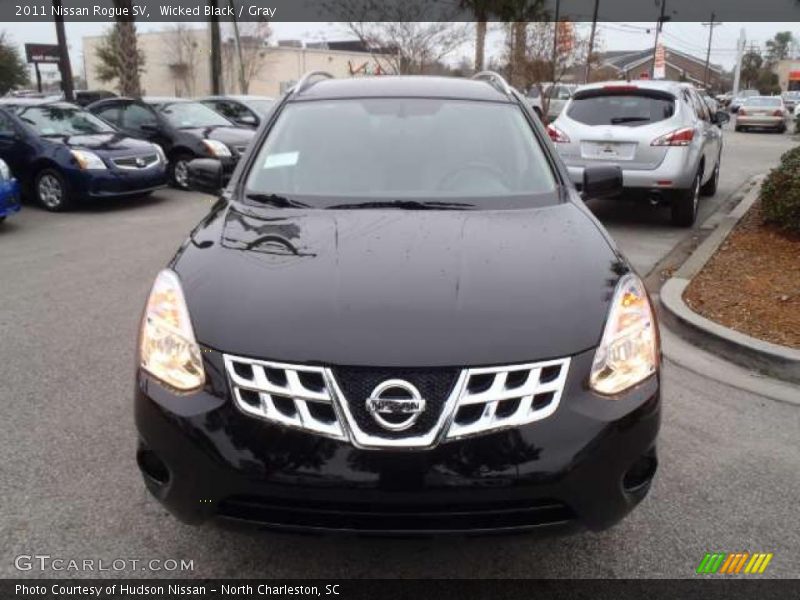 Wicked Black / Gray 2011 Nissan Rogue SV