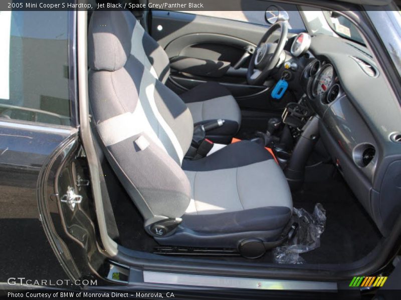 Jet Black / Space Grey/Panther Black 2005 Mini Cooper S Hardtop