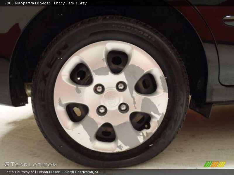 Ebony Black / Gray 2005 Kia Spectra LX Sedan