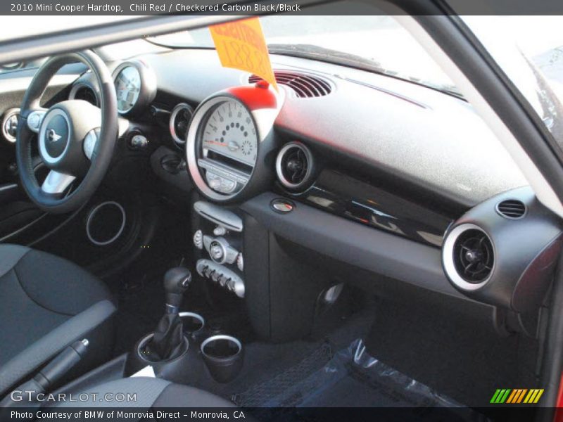 Chili Red / Checkered Carbon Black/Black 2010 Mini Cooper Hardtop