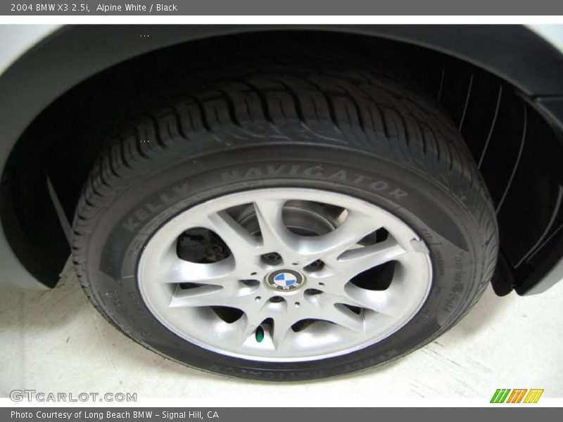 Alpine White / Black 2004 BMW X3 2.5i