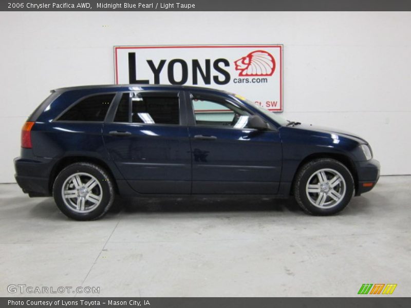 Midnight Blue Pearl / Light Taupe 2006 Chrysler Pacifica AWD