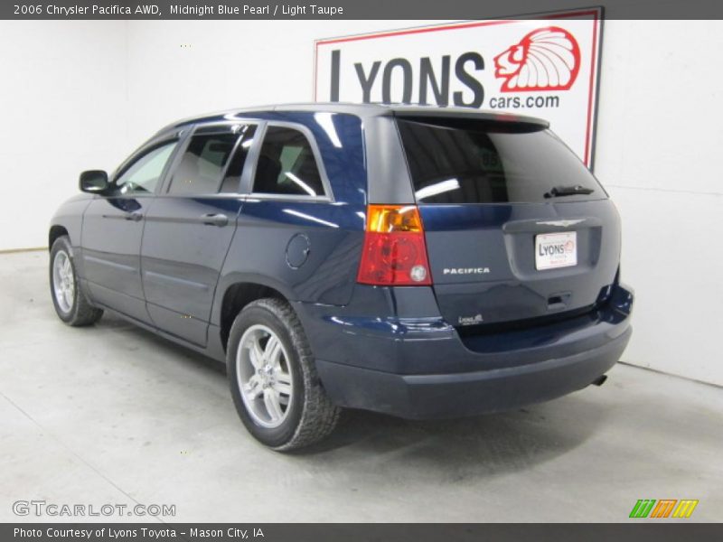 Midnight Blue Pearl / Light Taupe 2006 Chrysler Pacifica AWD