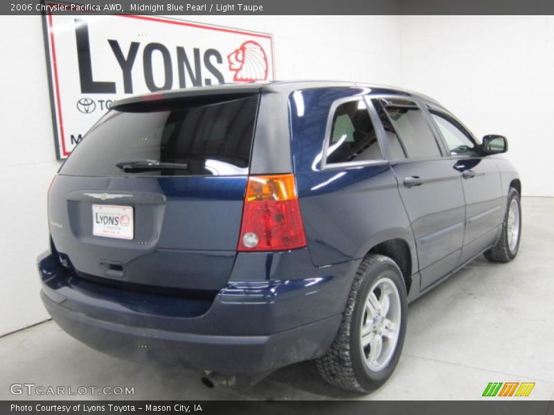 Midnight Blue Pearl / Light Taupe 2006 Chrysler Pacifica AWD