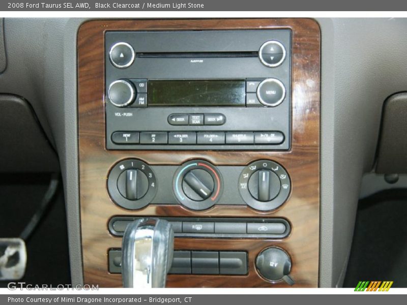 Controls of 2008 Taurus SEL AWD