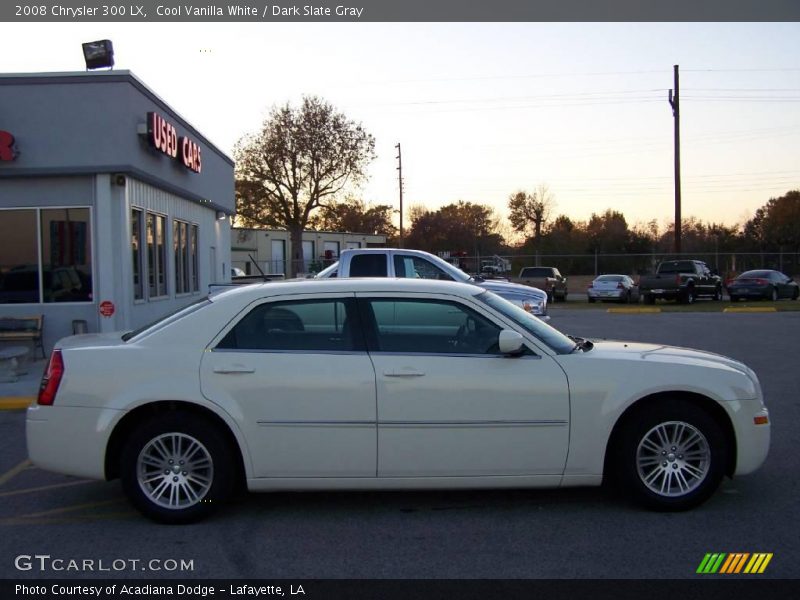 Cool Vanilla White / Dark Slate Gray 2008 Chrysler 300 LX