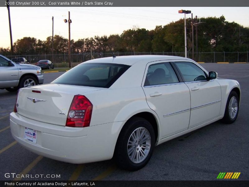 Cool Vanilla White / Dark Slate Gray 2008 Chrysler 300 LX