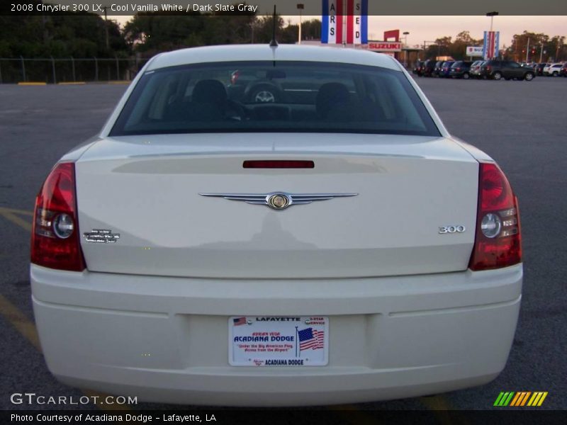 Cool Vanilla White / Dark Slate Gray 2008 Chrysler 300 LX