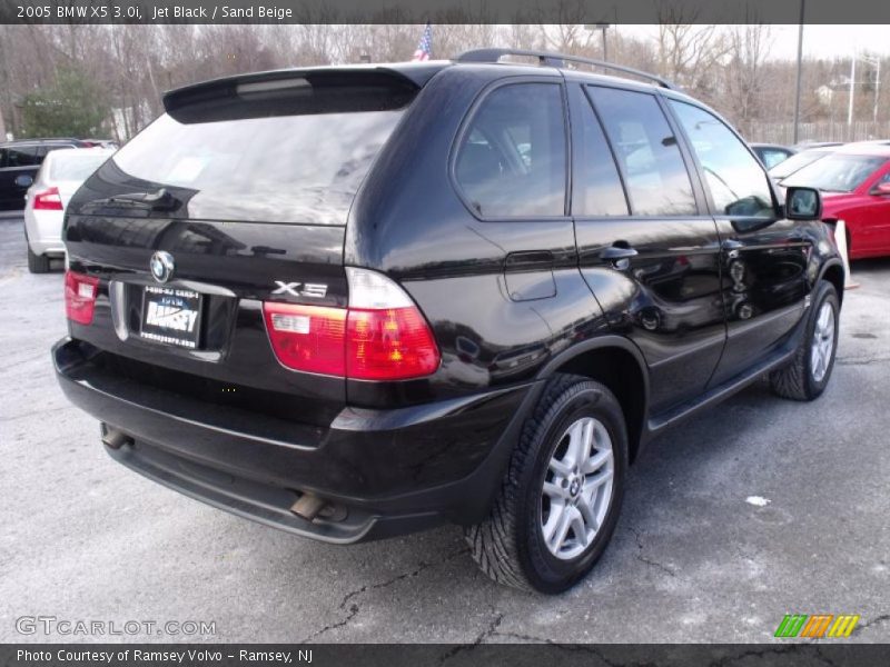 Jet Black / Sand Beige 2005 BMW X5 3.0i