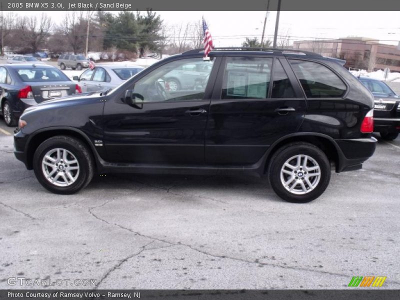 Jet Black / Sand Beige 2005 BMW X5 3.0i