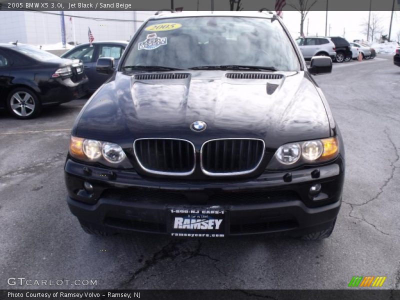 Jet Black / Sand Beige 2005 BMW X5 3.0i