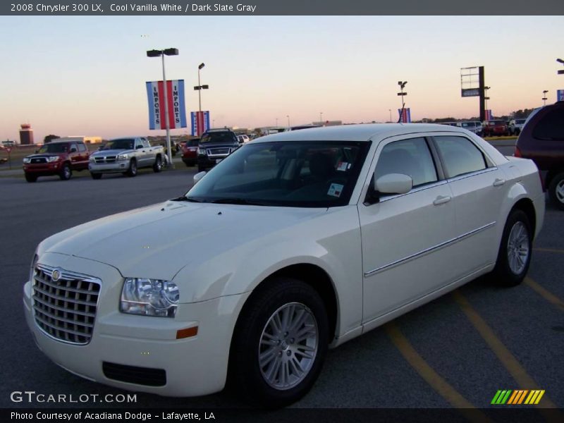 Cool Vanilla White / Dark Slate Gray 2008 Chrysler 300 LX