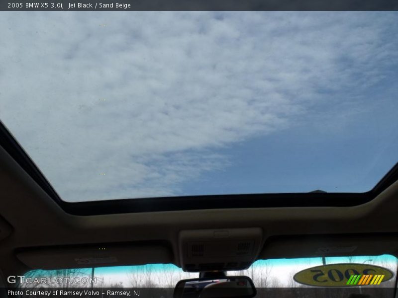 Jet Black / Sand Beige 2005 BMW X5 3.0i