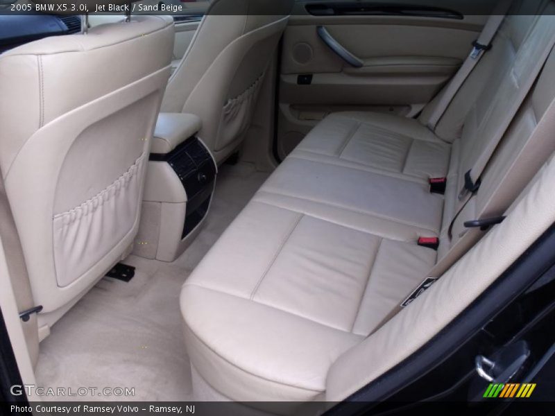 Jet Black / Sand Beige 2005 BMW X5 3.0i