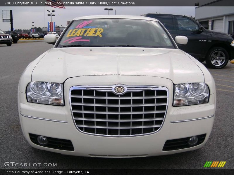 Cool Vanilla White / Dark Khaki/Light Graystone 2008 Chrysler 300 Touring