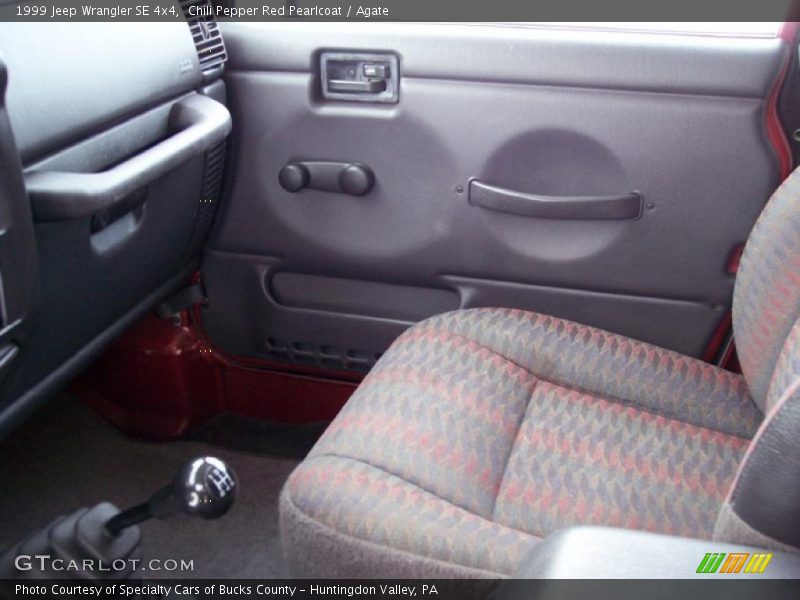 Chili Pepper Red Pearlcoat / Agate 1999 Jeep Wrangler SE 4x4
