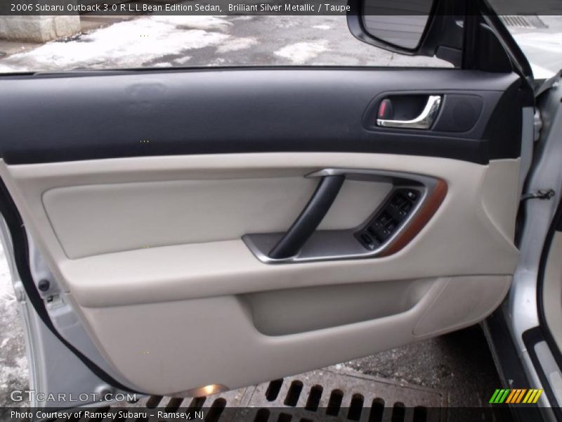 Door Panel of 2006 Outback 3.0 R L.L.Bean Edition Sedan