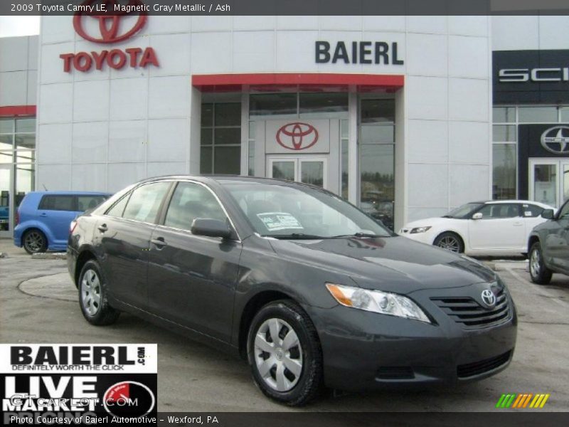 Magnetic Gray Metallic / Ash 2009 Toyota Camry LE