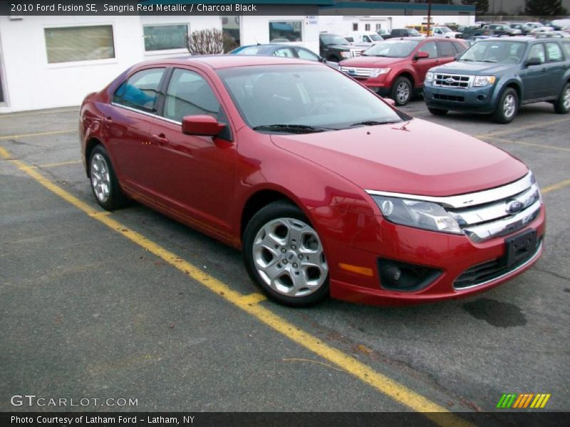Sangria Red Metallic / Charcoal Black 2010 Ford Fusion SE