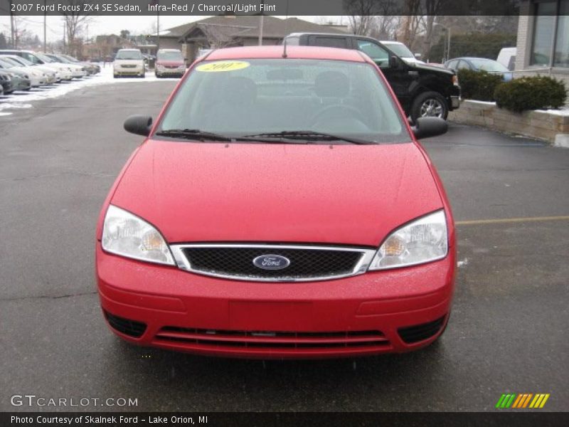 Infra-Red / Charcoal/Light Flint 2007 Ford Focus ZX4 SE Sedan