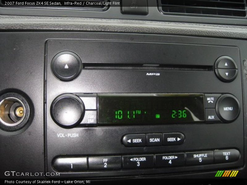 Infra-Red / Charcoal/Light Flint 2007 Ford Focus ZX4 SE Sedan