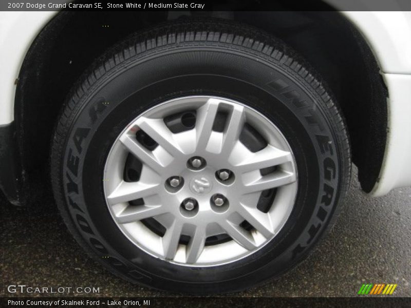 Stone White / Medium Slate Gray 2007 Dodge Grand Caravan SE