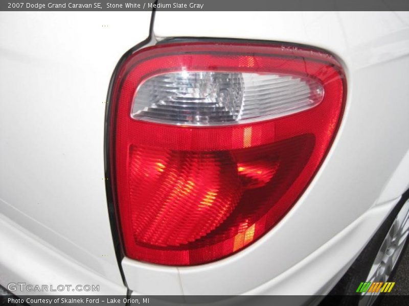 Stone White / Medium Slate Gray 2007 Dodge Grand Caravan SE