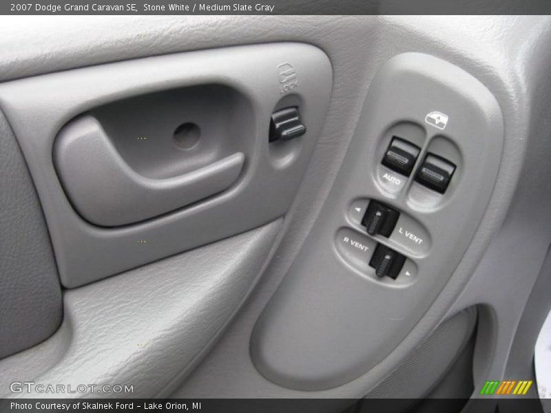 Stone White / Medium Slate Gray 2007 Dodge Grand Caravan SE
