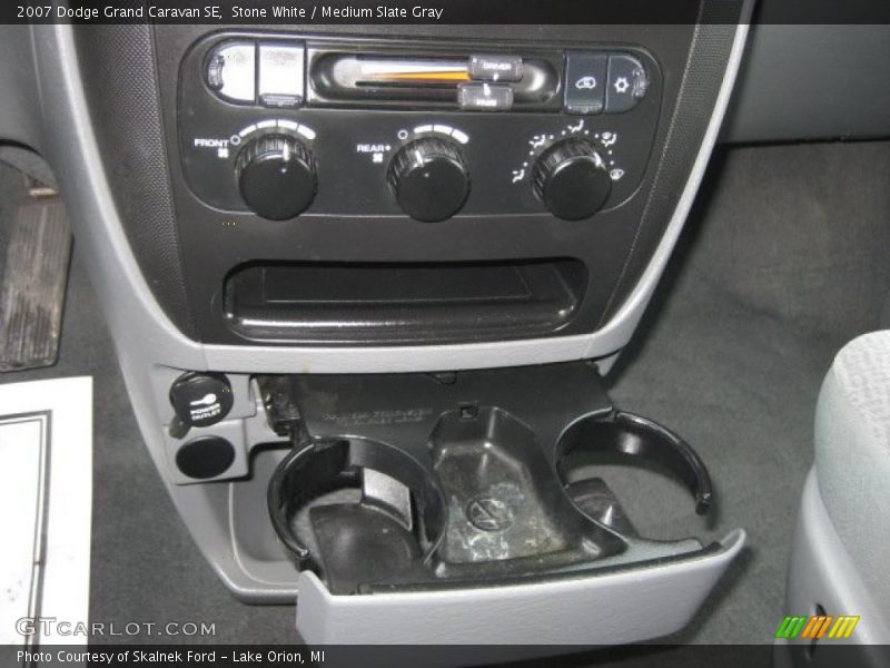 Stone White / Medium Slate Gray 2007 Dodge Grand Caravan SE