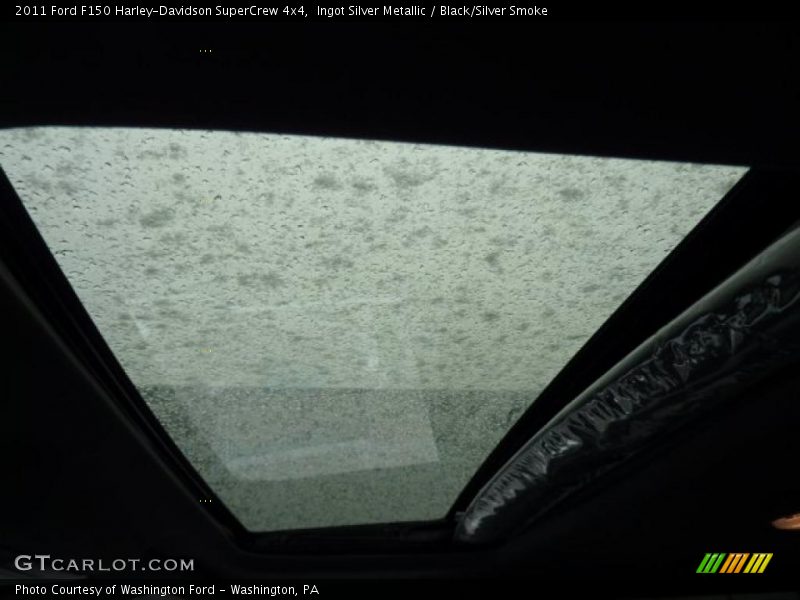 Sunroof of 2011 F150 Harley-Davidson SuperCrew 4x4
