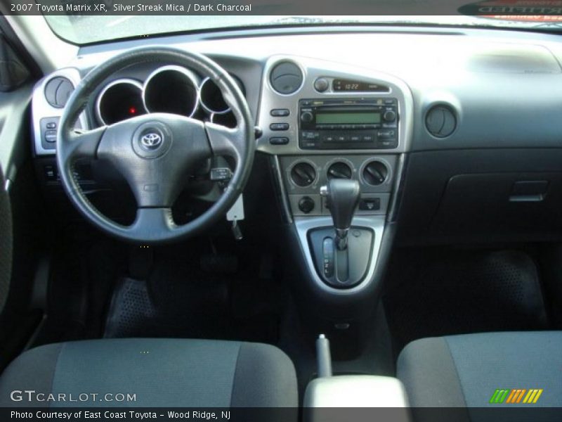 Silver Streak Mica / Dark Charcoal 2007 Toyota Matrix XR