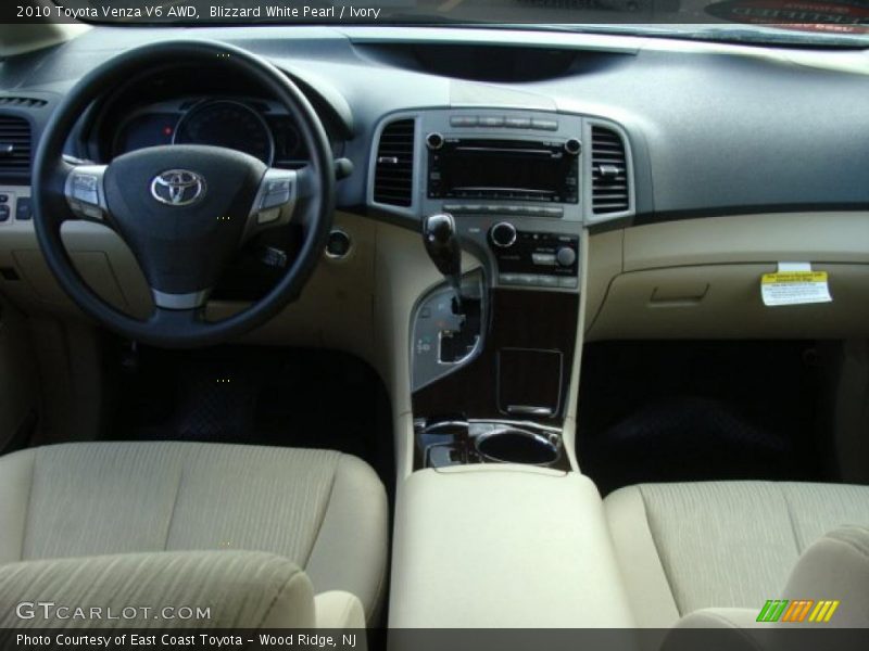 Blizzard White Pearl / Ivory 2010 Toyota Venza V6 AWD