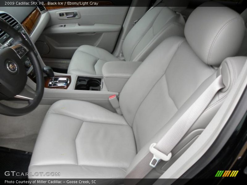  2009 SRX V8 Ebony/Light Gray Interior