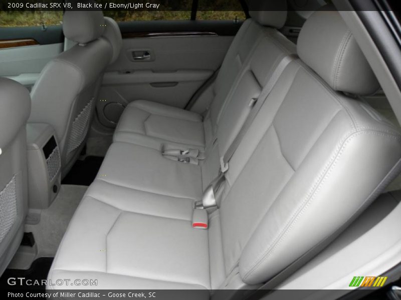  2009 SRX V8 Ebony/Light Gray Interior
