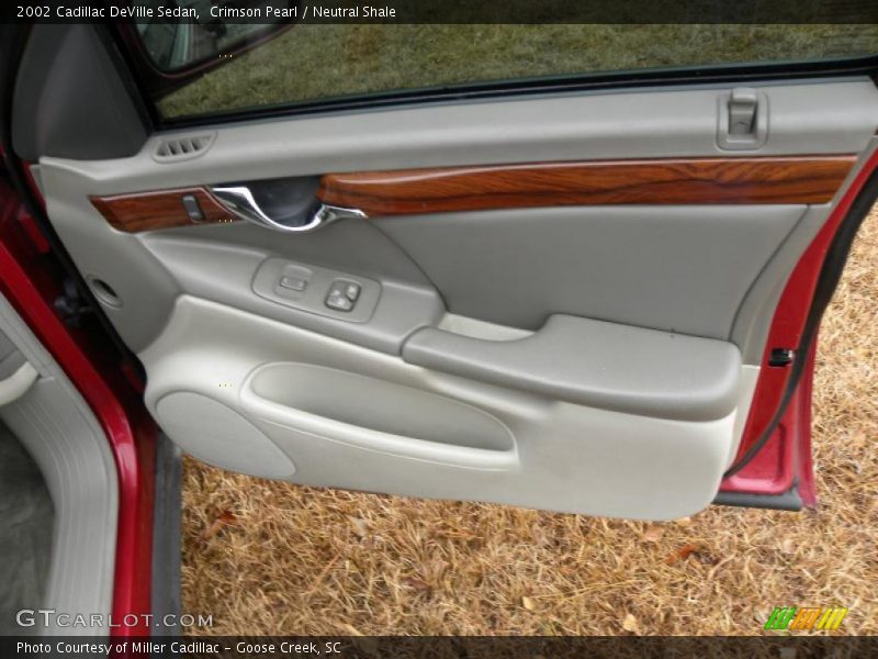 Crimson Pearl / Neutral Shale 2002 Cadillac DeVille Sedan